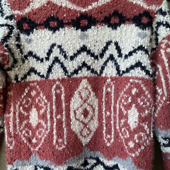 Vici Small Aztec Inspired Sweater - Picture 11 of 13